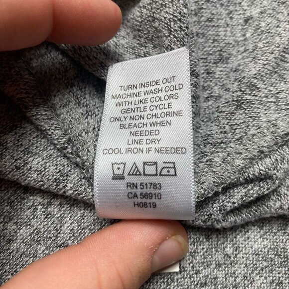 Maurices Colorblock Twisted Hem Tee T-shirt Womens Medium Soft Grey Black White - Picture 6 of 9